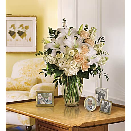 Dreams From the Heart Bouquet - Image 2